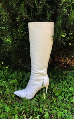 OBL-K-231032（九成新）白色小尖头及膝靴