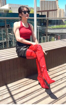 80%新现货 OBL-T-2413 38码红色弹力漆皮10cm高跟长尖头大腿靴