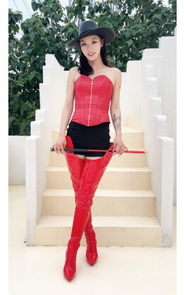 90%新现货OBL-S-2525 38码红色无弹力镜面漆皮11cm小尖头贝壳靴